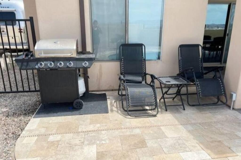Havasu Retreat! Pool, Spa, Gym & View Lake Havasu City Esterno foto