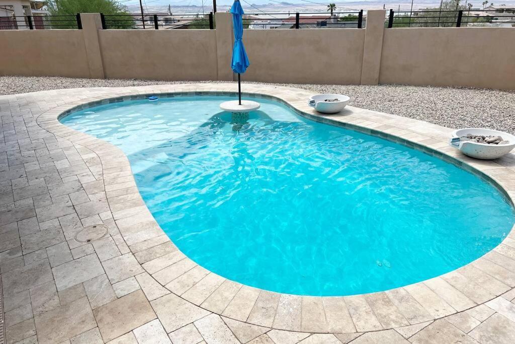 Havasu Retreat! Pool, Spa, Gym & View Lake Havasu City Esterno foto