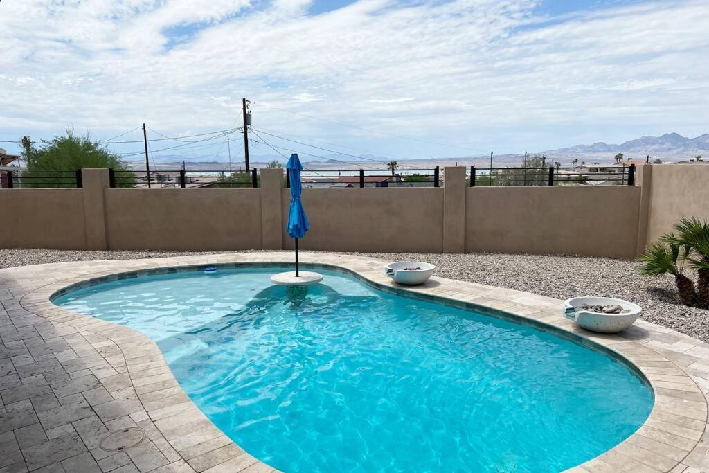 Havasu Retreat! Pool, Spa, Gym & View Lake Havasu City Esterno foto