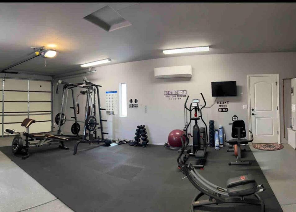 Havasu Retreat! Pool, Spa, Gym & View Lake Havasu City Esterno foto
